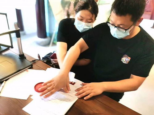 我们结婚啦 苏州耦园迎来首批领证新人