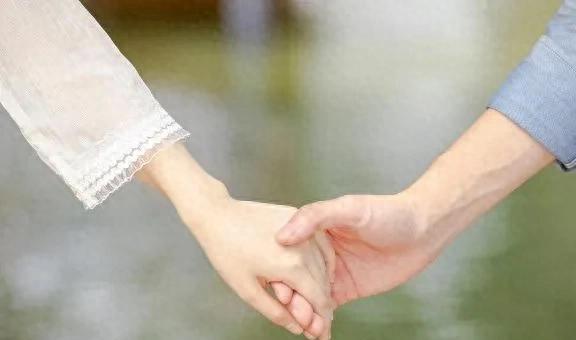 花7万相亲婚介推荐对象用10年前照片,法院判决 退钱