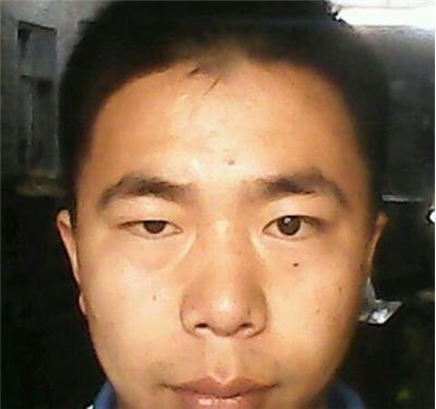 本人现在一刚起步私人润滑油厂工作,暂住在厂子宿舍.-乌鲁木齐沙依巴克区西山婚姻介绍